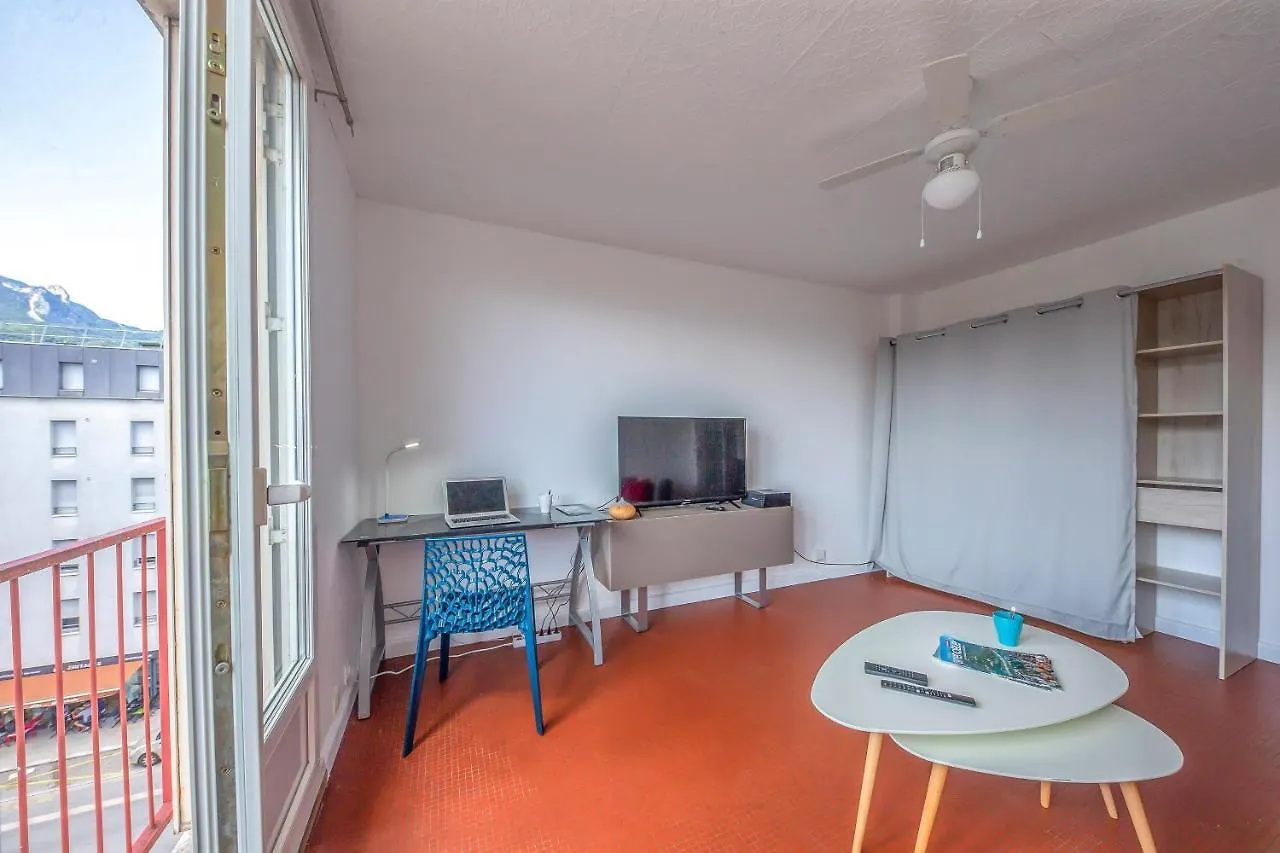 Apartment Cemoi, Vue Montagnes, Ecoquartier Bouchayer-Viallet Grenoble France